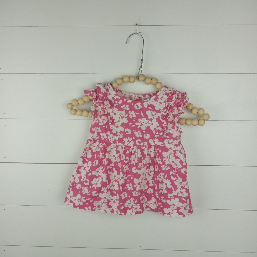 Baby Gap girls size 3 bright pink and white floral ruffle top ruffles on front